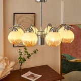 Lysekrone i glas med blomsterform – moderne klassisk loftlampe til stuen