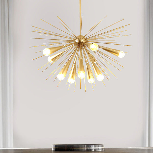 Lysekrone i messing – midcentury loftlampe til stuen