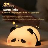 LED-natlampe i silikone formet som en panda