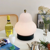 Bordlampe i creme med pæreform og touch – fransk bærbar