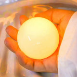 Bordlampe med muslingeform – dekorativ natlampe i perlemor