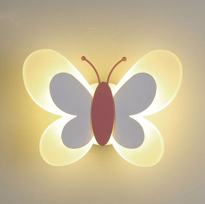 LED-væglampe med sommerfuglemotiv – dekorativ vægbelysning til børneværelset
