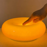 Bordlampe i glas med donutform