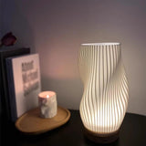 Bordlampe i metal med dobbelt skærm – moderne dæmpbar bordbelysning