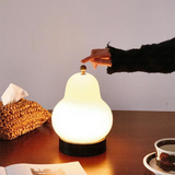 Bordlampe i creme med pæreform og touch – fransk bærbar
