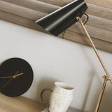 Bordlampe i jern – nordisk