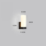 Minimalistisk prismeformet LED-væglampe i metal