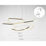 Loftlampe med polygonform – moderne geometrisk loftbelysning til stuen