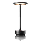 Bordlampe i metal – trådløs nordisk bordbelysning