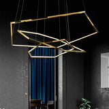 Loftlampe med polygonform – moderne geometrisk loftbelysning til stuen