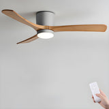 Loftventilator i træ med LED-lys – skandinavisk loftbelysning