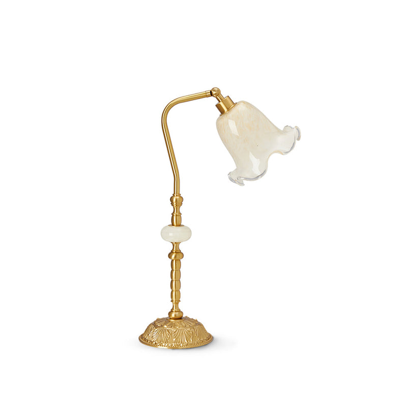 Bordlampe i messing med blomstermotiv
