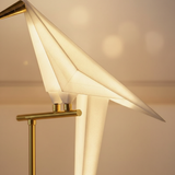 Bordlampe med origamiform – magnetisk LED-lampe i fugleform