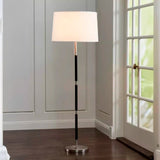 Gulvlampe i stof – postmoderne enkel standerlampe til stuen
