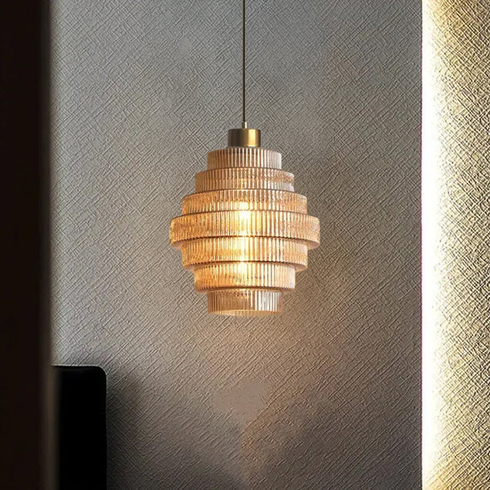 Pendel i glas med flaskeform – hængelampe