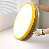 Loftlampe med kuppelform – farverig loftbelysning