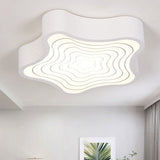 Loftlampe med stjerneform – enkel loftbelysning