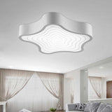 Loftlampe med stjerneform – enkel loftbelysning