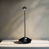 Bordlampe med stearinlysform – trådløs dæmpbar bordbelysning