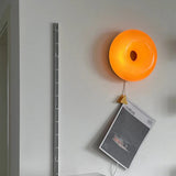 Væglampe i donutformet glas – dæmpbar vægbelysning