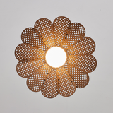LED-rattanpendel med bladmotiv – hængelampe