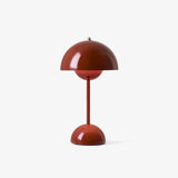 Bordlampe i metal – trådløs moderne bordbelysning