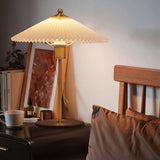 Bordlampe med plisseret skærm – midcentury