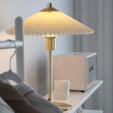 Bordlampe med plisseret skærm – midcentury