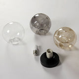 Loftlampe med glaskugle – nordisk loftbelysning