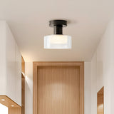 LED-loftlampe i glas – nordisk loftbelysning til gangen