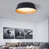 Loftlampe i resin – nordisk konisk loftbelysning