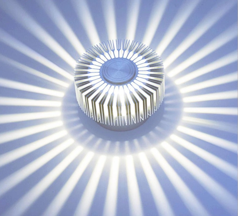 Væglampe i aluminium & krystal – Mikkel | Integreret LED