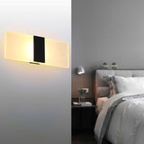 Væglampe i akryl & aluminium – Brit | Integreret LED