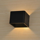 Væglampe i aluminium & akryl – Leif | Integreret LED