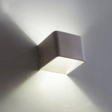 Væglampe i aluminium & akryl – Leif | Integreret LED