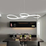 Lysekrone i akryl & aluminium – Vagn | Integreret LED