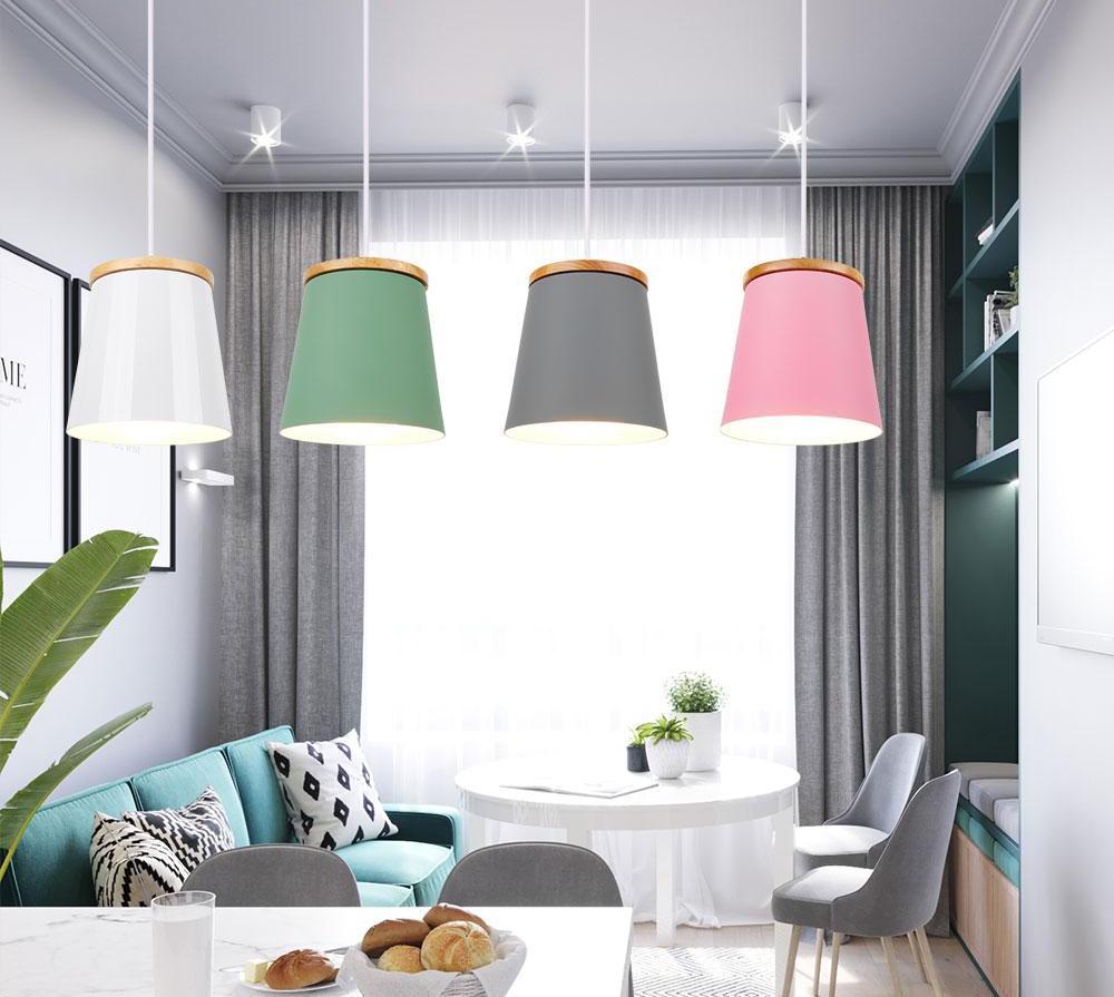 Pendellampe i træ & metal – Gudrun | Nordisk design