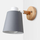 Væglampe i jern & træ – Inga | Nordisk design