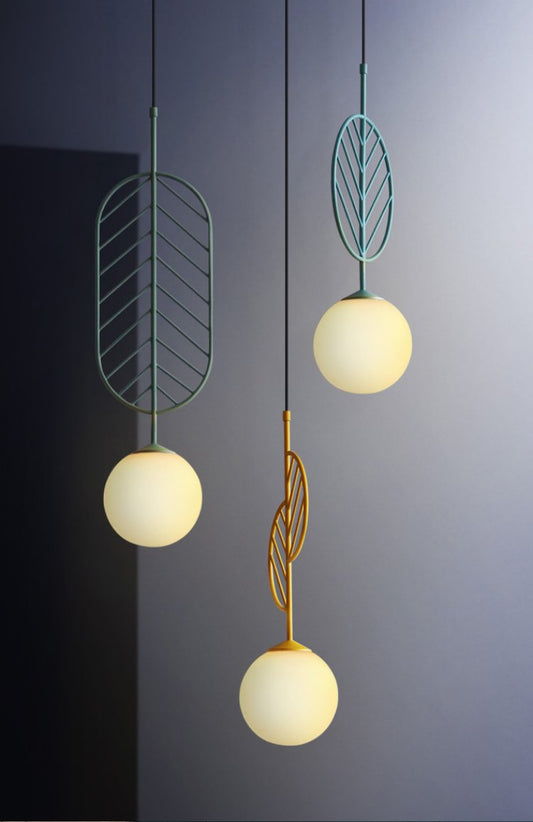 Pendellampe i jern & metal – Eik | Nordisk design