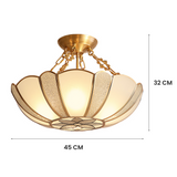 Loftlampe i messing med skålkant og kæde – loftbelysning