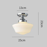 Loftlampe med glasskærme i creme – skandinavisk loftbelysning