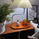 Bordlampe i massivt træ med plisseret skærm – retro