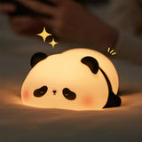 LED-natlampe i silikone formet som en panda
