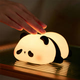 LED-natlampe i silikone formet som en panda