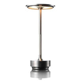 Bordlampe i metal – trådløs nordisk bordbelysning