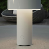 Bordlampe i seks farver – trådløs bordbelysning med berøringsstyring