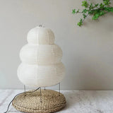 Gulvlampe i rispapir med trefod – wabi-sabi standerlampe til stuen